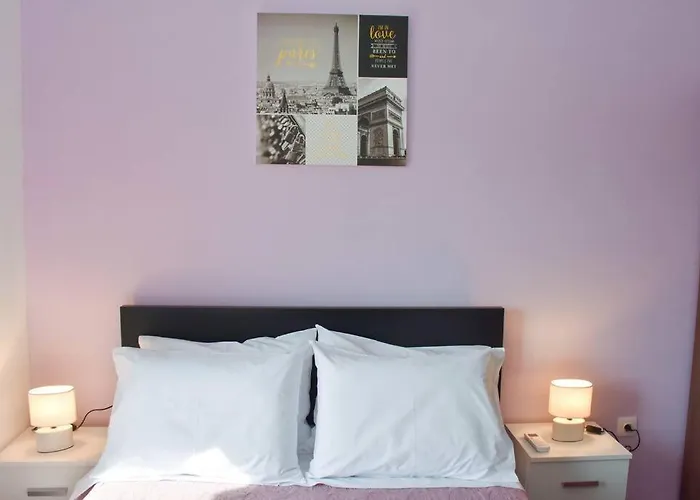 Cozy Cloud Apartment